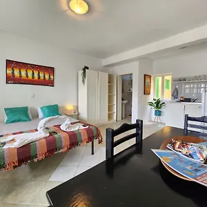 Apartment Cozy Close To The Beach!, Santa Maria