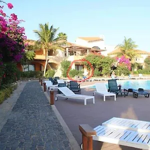 Apartment Porto Antigo - Charming & Peaceful Overlooking Pool And Sea, Santa Maria